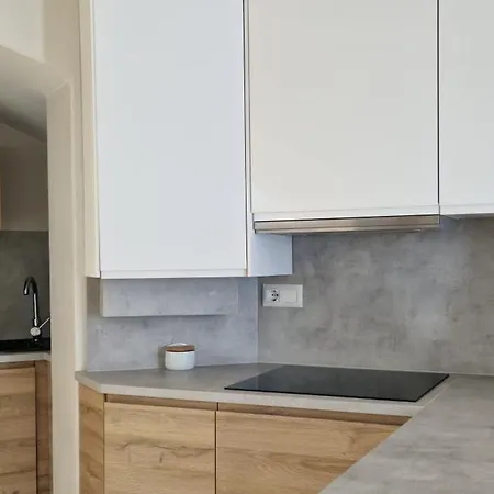 Deva Silva By Casas De Picos